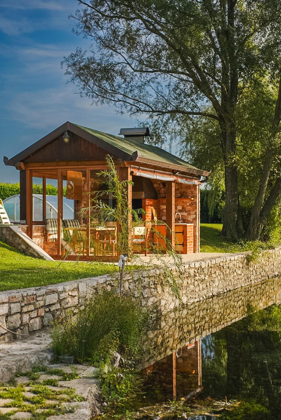 Villa Leko Dream House Cetina Exterior photo